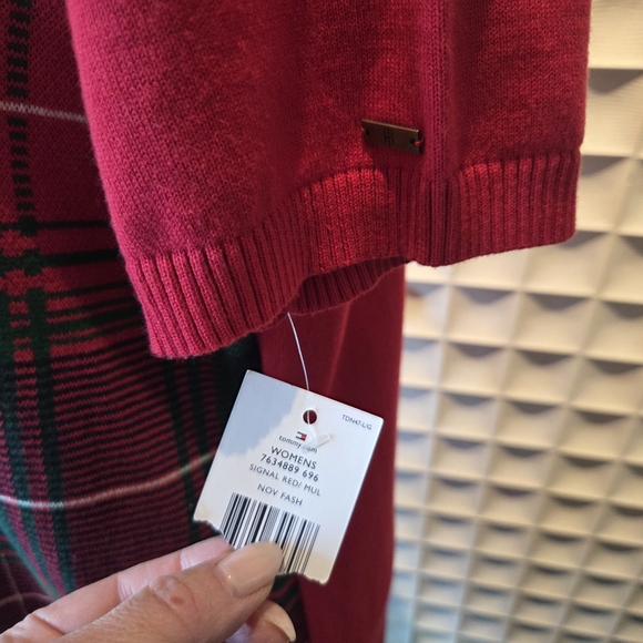 NWT Tommy Hilfiger Tartan Plaid Sweater Dress Red Green Holiday Size L - Picture 2 of 9
